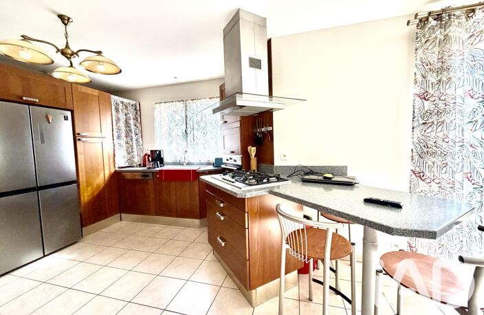 Vente Maison/villa 7 pièces — photo 4