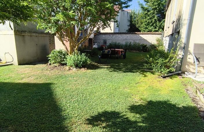 Vente Maison de ville 6 pièces — photo 2
