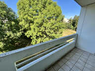 F3 avec GARAGE, PARKING et CAVE - MONTAUD — photo 2