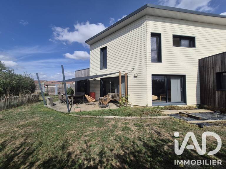 Vente Maison/villa 9 pièces — photo 1