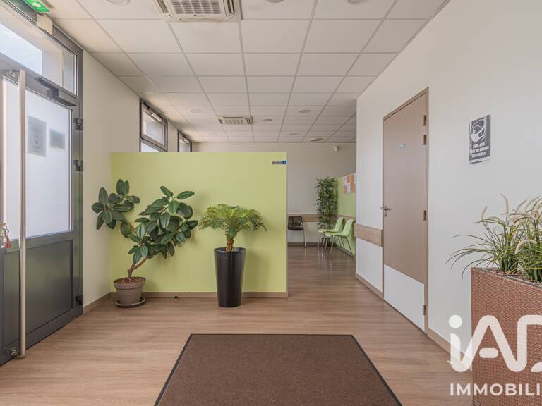 Vente Boutique/Local commercial 112 m&sup2; — photo 1