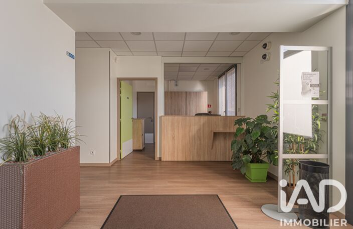 Vente Boutique/Local commercial 112 m&sup2; — photo 2