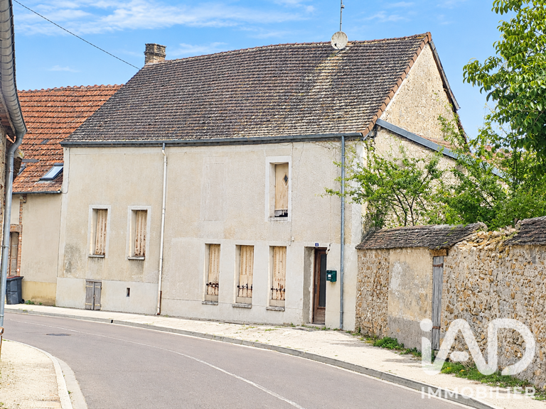Vente Maison de campagne 3 pièces — photo 1