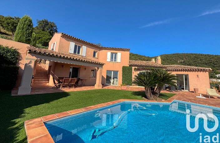 Vente Maison/villa 8 pièces — photo 2