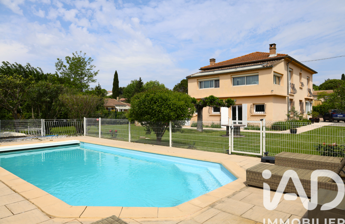 Vente Maison/villa 9 pièces — photo 2