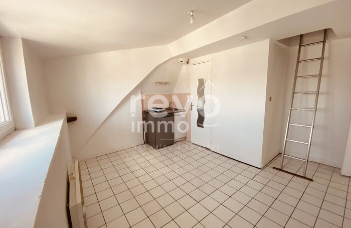 Studio — photo 2