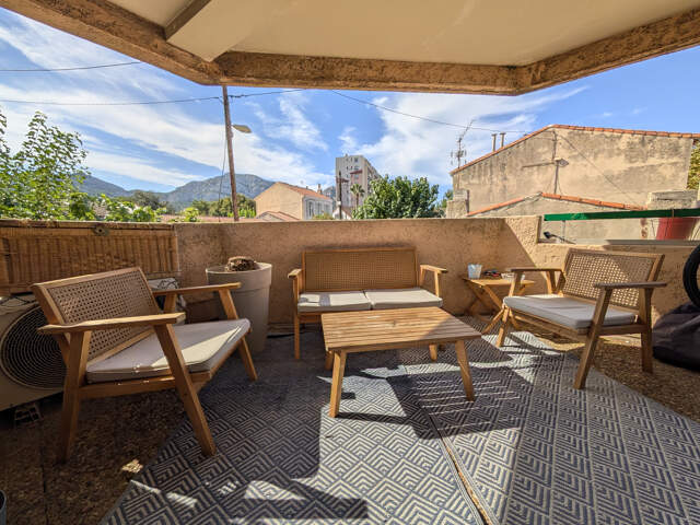Pointe Rouge   T2 de 49 m2 avec terrasse de 13 m2 à 200 m des plages — photo du bien