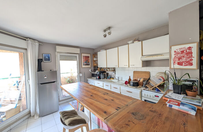 Pointe Rouge   T2 de 49 m2 avec terrasse de 13 m2 à 200 m des plages — photo 3