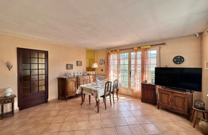 La Penne-sur-Huveaune — Maison T3 à potentiel avec grand sous-sol — photo 3