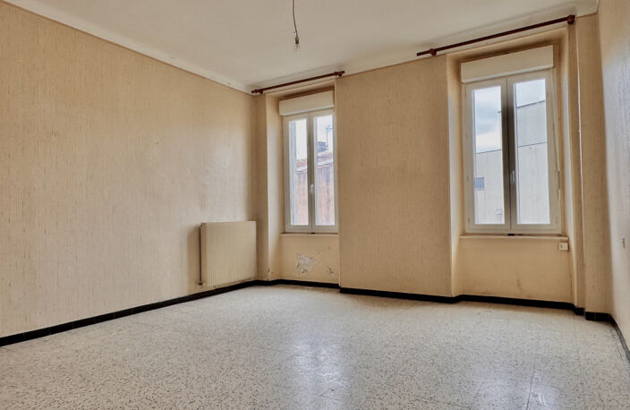Appartement de Type 3 Centre ville d'Alès — photo 2