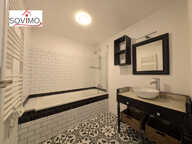 MAISON DE BOURG A ÉTAGE, 2 CH, JARDIN — photo 4