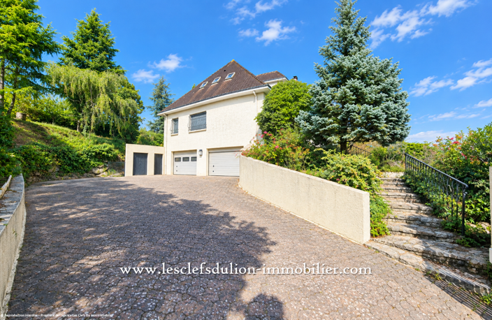 ÉLÉGANTE MAISON TRADITIONNELLE AVEC VUE DOMINANTE — photo 4