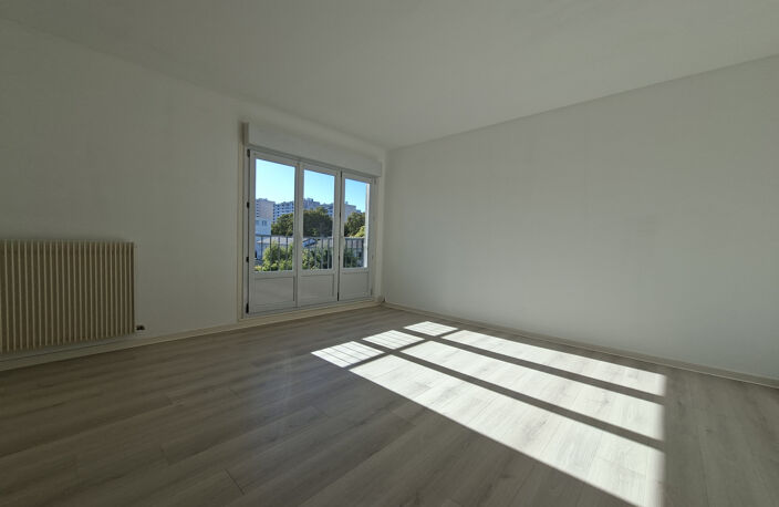 Appartement à usage d'habitation — photo 2