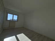 Appartement à usage d'habitation — photo 4