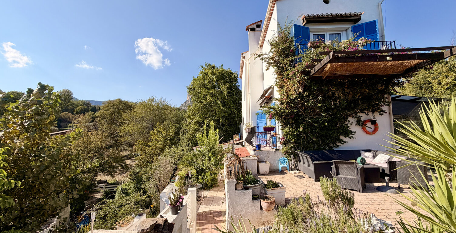 maison 3/4 pièces avec studio indépendant saint jeannet — photo 1