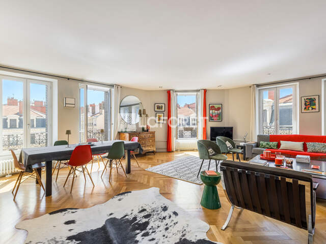 Lyon 2 Grôlée - Dernier étage avec ascenseur - 181 m2 — photo du bien