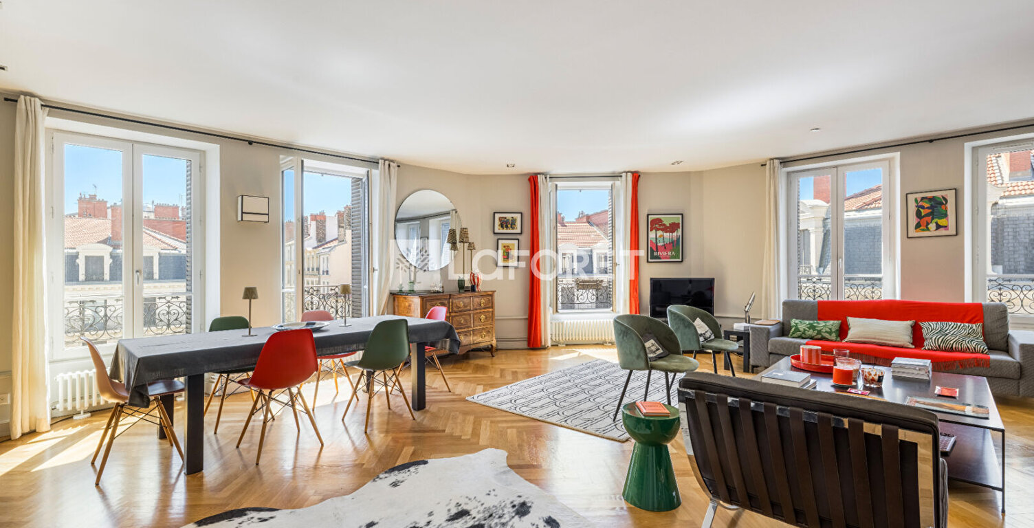 Lyon 2 Grôlée - Dernier étage avec ascenseur - 181 m2 — photo 1