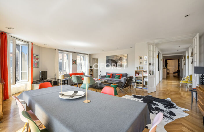 Lyon 2 Grôlée - Dernier étage avec ascenseur - 181 m2 — photo 2