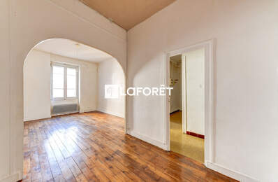 VILLEURBANNE CHARPENNES T3 — photo du bien