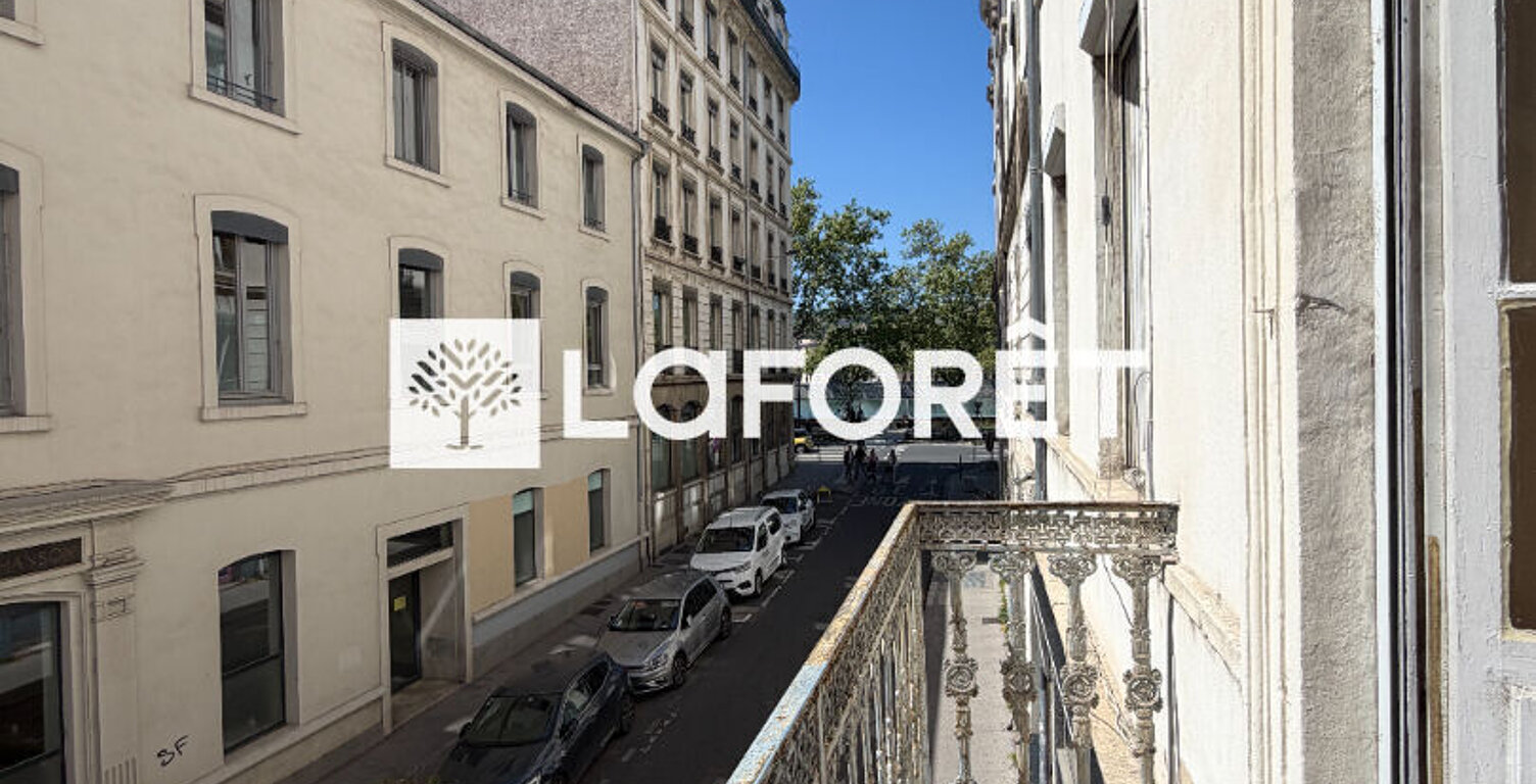 Appartement Lyon 3 pièce(s) 70.41 m2 — photo 1