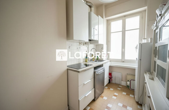 Appartement Lyon 3 pièce(s) 70.41 m2 — photo 3