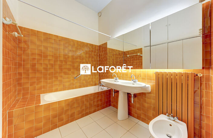 - AINAY- T3 de 85 m² — photo 5