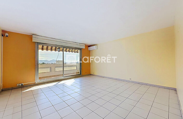 Appartement 4 pièces 85 m² à vendre - Marseille 12e Montolivet - Terrasse, dernier étage — photo 2