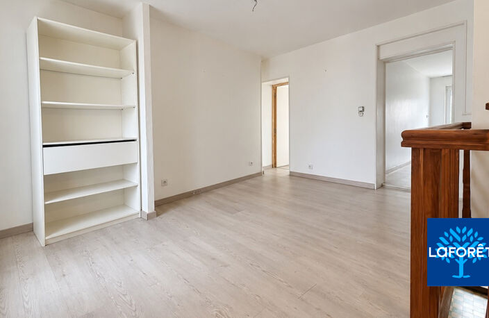Maison de ville 100 m²  3 chambres  Raismes — photo 4