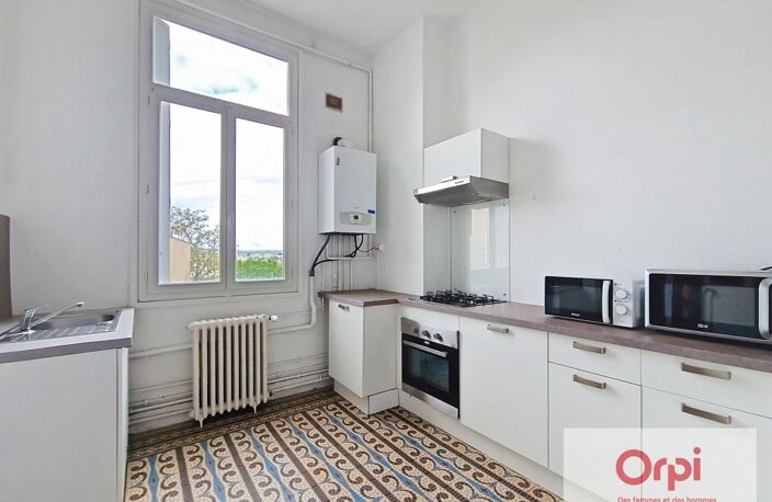 Appartement À Louer F2 Meublé — photo 5