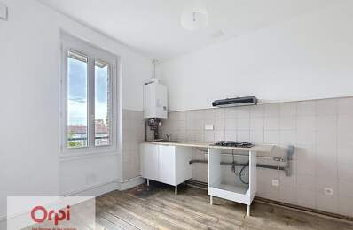 Appartement À Louer — photo du bien