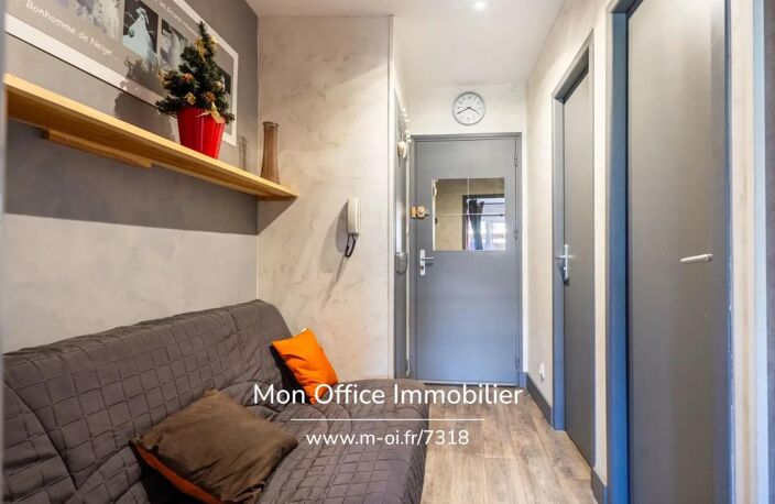 Référence : 7318-MTE - Studio rénové - Plan d'eau - balcon — photo 4