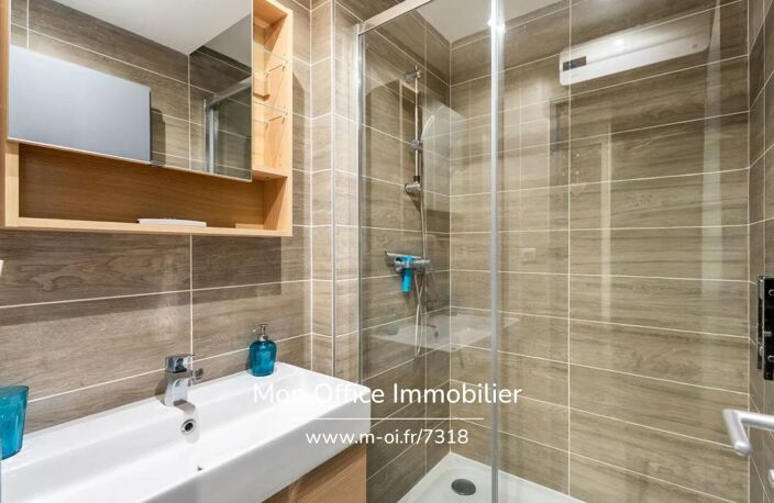Référence : 7318-MTE - Studio rénové - Plan d'eau - balcon — photo 5