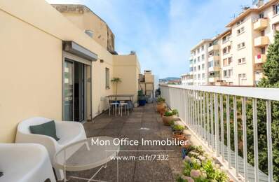 Référence : 7332-ASA - Appartement 3 pièces avec terrasse et balcon dernier étage — photo du bien