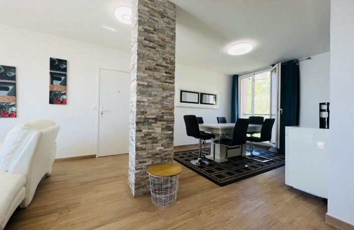T4 — photo 4