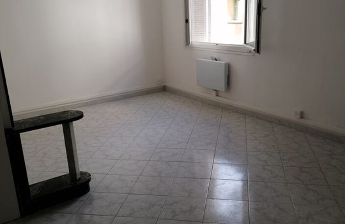 Appartement F3 vide Bastia centre — photo 4