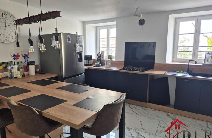 Maison entièrement rénover de 218m2 avec 5 chambres — photo 4