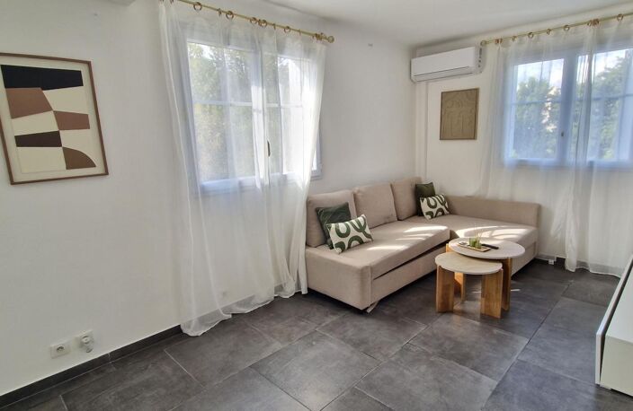 Appartement À Louer — photo 2
