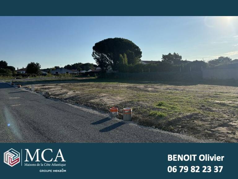Terrain à bâtir à Vaux-sur-Mer (17640) — photo 1