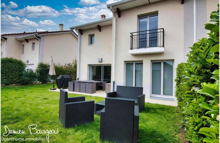 Maison mitoyenne T5 de 126 m2 habitables avec double garage — photo 3