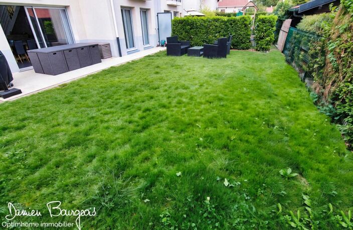Maison mitoyenne T5 de 126 m2 habitables avec double garage — photo 4