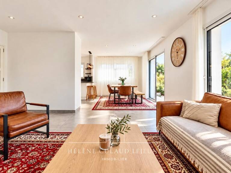 MAISON CONTEMPORAINE - 160 M² - SAINT AVE — photo 1