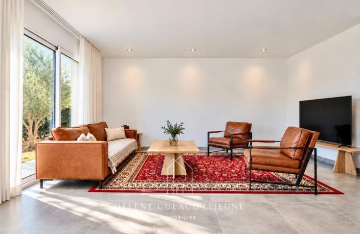 MAISON CONTEMPORAINE - 160 M² - SAINT AVE — photo 2