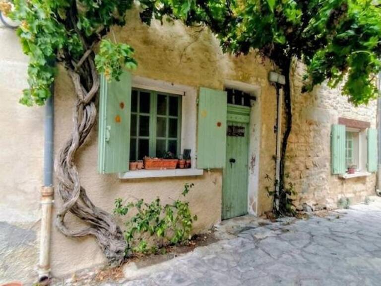 Grambois 84 -Maison de village de 59m2 avec petit jardinet et vur dégagée — photo 1