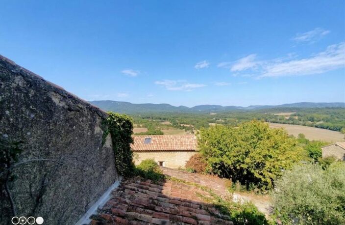 Grambois 84 -Maison de village de 59m2 avec petit jardinet et vur dégagée — photo 2
