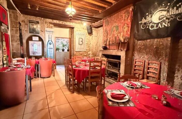 OPPORTUNITE ! Restaurant de caractère, avec fonds et murs, adresse emblématique, à vendre au coeur de Guéret 415 000 € — photo 4
