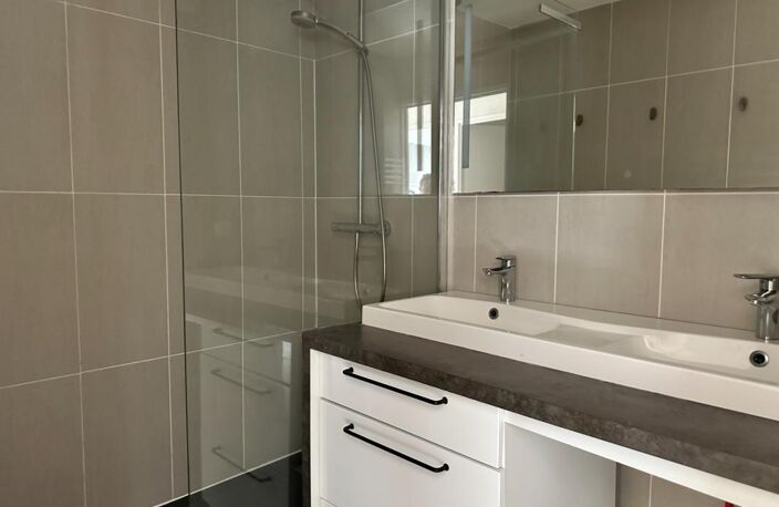 Mérignac Peychotte – T2 de standing avec balcon, piscine et parking — photo 5