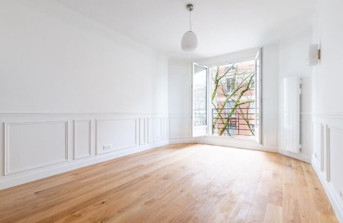 - 92120 - MONTROUGE - APPARTEMENT T3 - METRO LIGNE 4- PLACE JEAN JAURES — photo 2