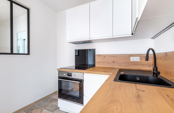 - 92120 - MONTROUGE - APPARTEMENT T3 - METRO LIGNE 4- PLACE JEAN JAURES — photo 3