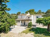 MÉRINDOL (84) | Propriété isolée et au calme absolu : 10 pièces, 6 chambres dont 3 chambres d'hôtes — photo 3