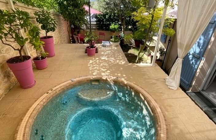 À VENDRE - BELCODÈNE - T3 REZ-DE-JARDIN 61 M² - JARDIN — photo 2